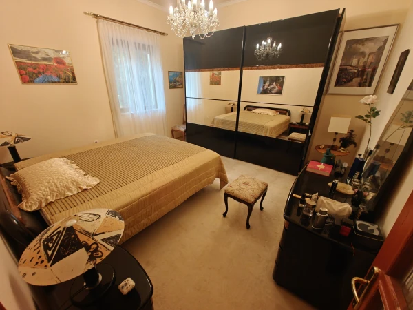 Eladó Ház Gödöllő 240 m2 