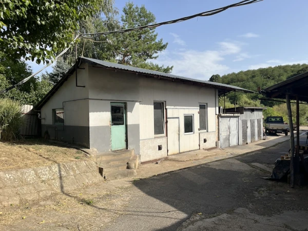 Eladó Ház Sántos 480 m2 