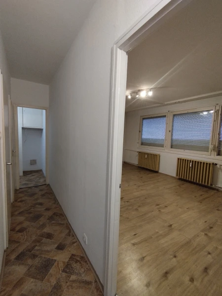 Eladó Lakás Szolnok 49 m2 