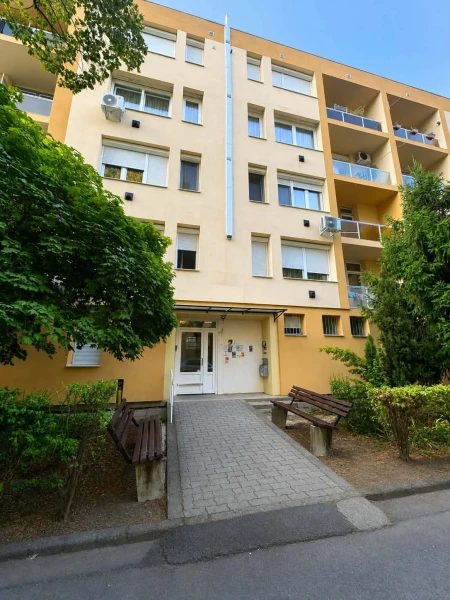 Eladó Lakás Békéscsaba 58 m2 