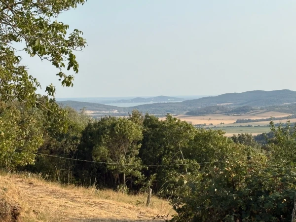 Eladó Telek Monostorapáti 1042 m2 
