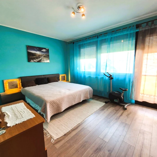 Eladó Ház Kunszállás 222 m2 