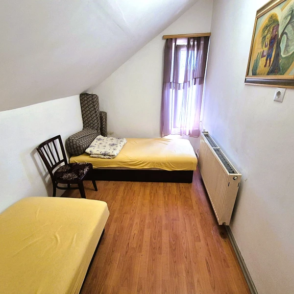 Eladó Ház Kunszállás 222 m2 