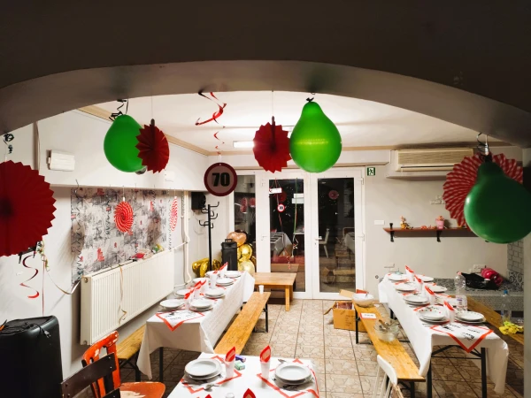 Eladó Ház Kunszállás 222 m2 