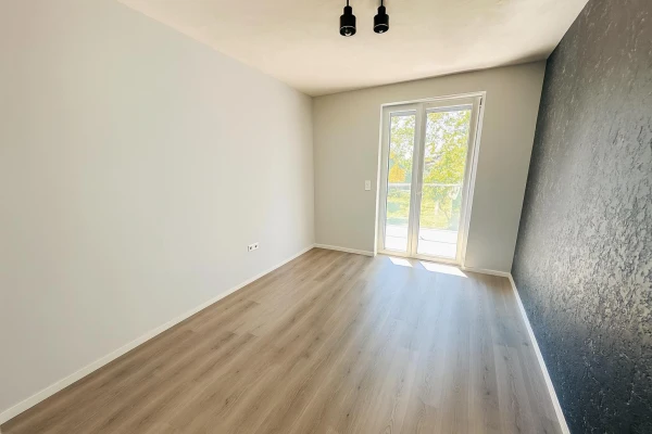 Eladó Lakás Balatonföldvár 101 m2 