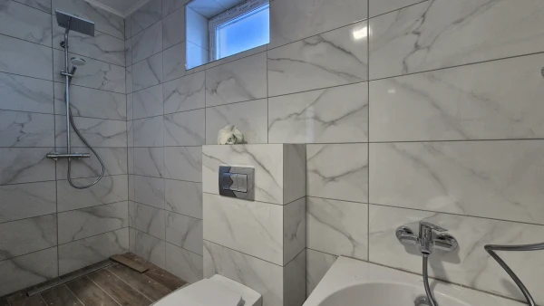 Eladó Ház Vámosszabadi 151 m2 