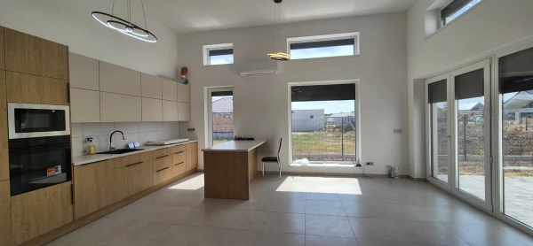 Eladó Ház Vámosszabadi 151 m2 