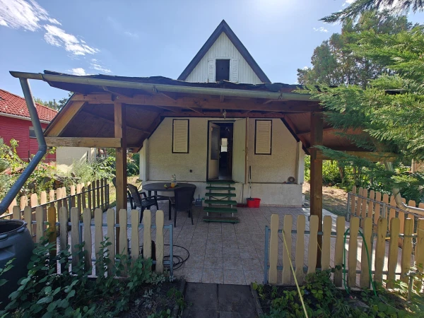 Eladó Nyaraló Őrbottyán 40 m2 