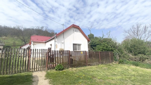 Eladó Ház Tamási 120 m2 