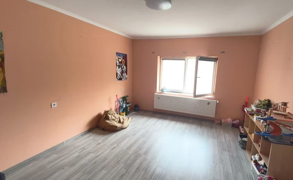 Eladó Ház Tamási 120 m2 