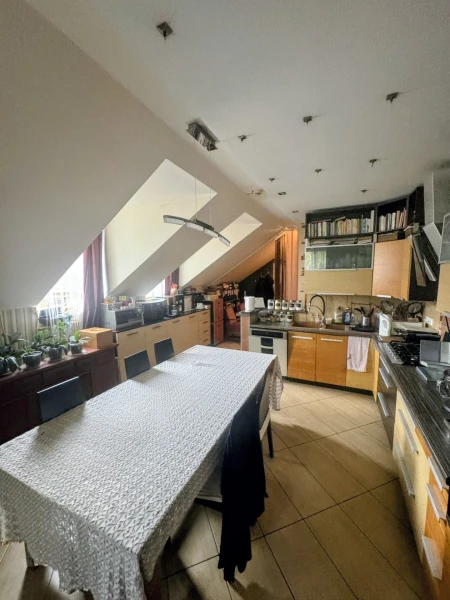 Eladó Lakás Kecskemét 195 m2 