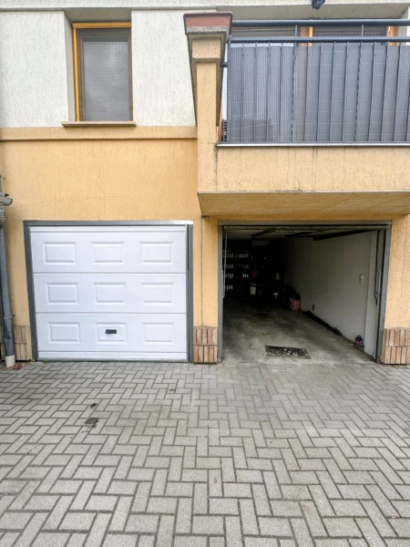 Eladó Lakás Kecskemét 195 m2 