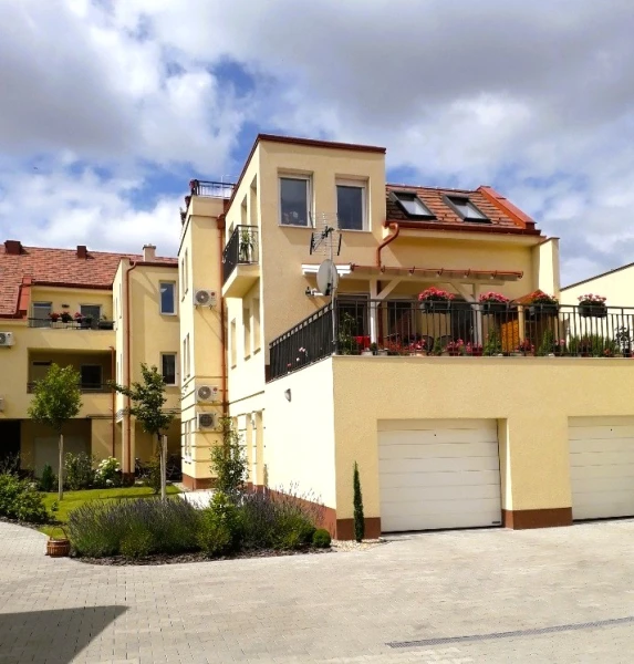 Eladó Lakás Kecskemét 80 m2 