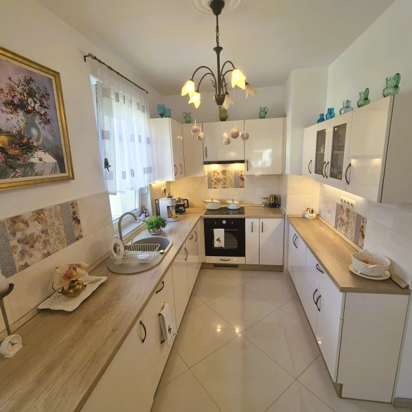 Eladó Lakás Kecskemét 80 m2 