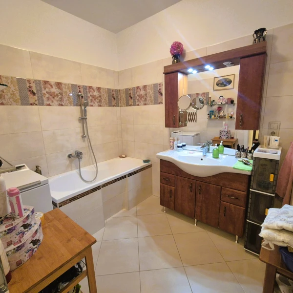Eladó Lakás Kecskemét 80 m2 