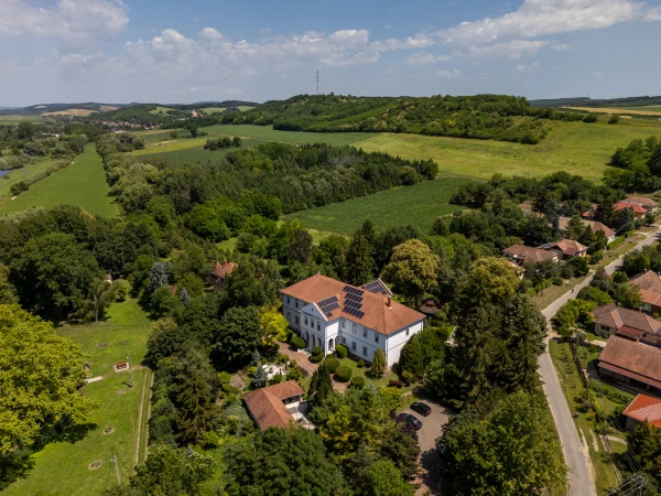 Eladó Ház Misefa 1650 m2 