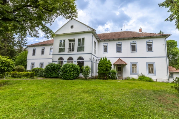 Eladó Ház Misefa 1650 m2 
