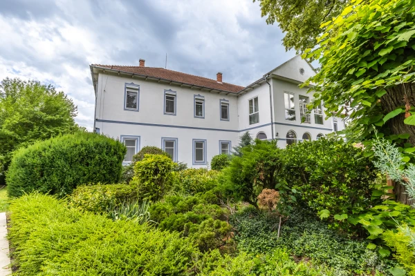 Eladó Ház Misefa 1650 m2 