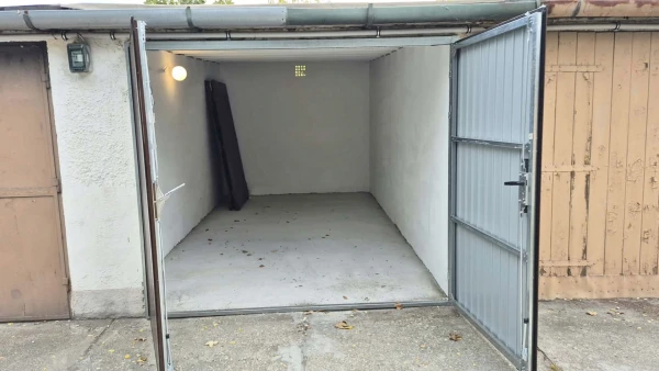 Eladó Telek Győr 14 m2 