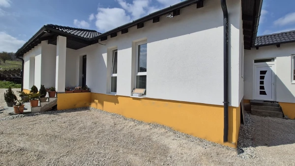 Eladó Ház Győrújbarát 96 m2 