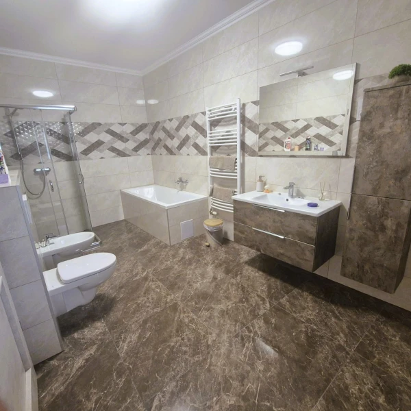 Eladó Ház Kecskemét 138 m2 