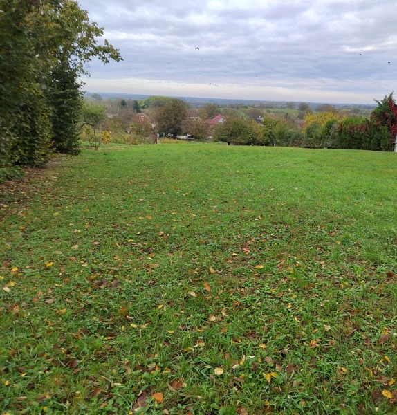 Eladó Telek Győr 1786 m2 