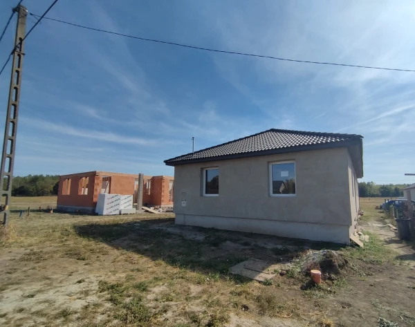 Eladó Ház Onga 90 m2 