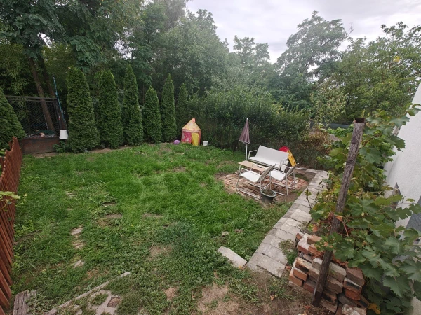 Eladó Lakás Mogyoród 104 m2 