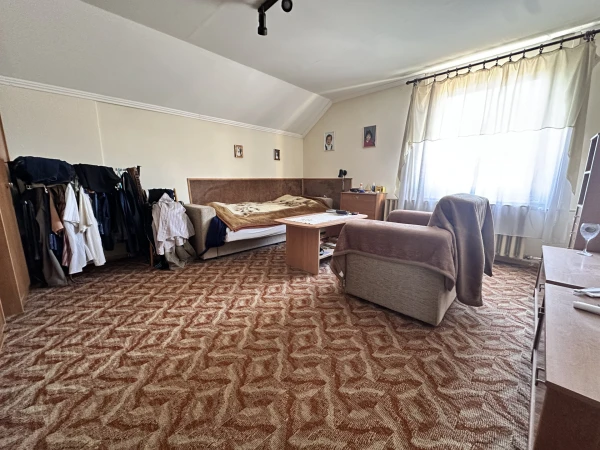 Eladó Ház Nagykáta 180 m2 