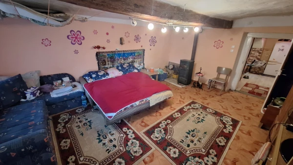 Eladó Ház Ecseny 54 m2 