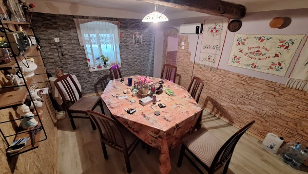 Eladó Ház Ecseny 54 m2 