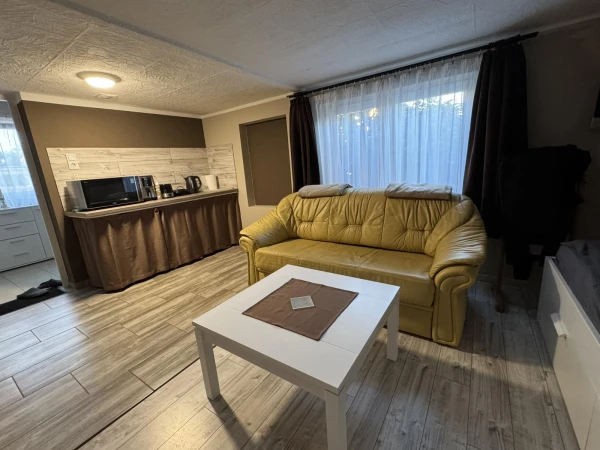 Eladó Ház Pécel 226 m2 