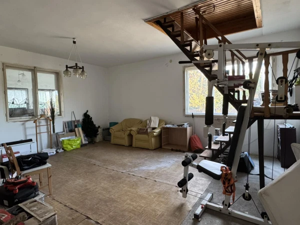 Eladó Ház Pécel 226 m2 