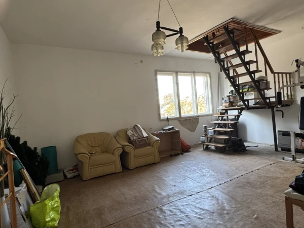 Eladó Ház Pécel 226 m2 