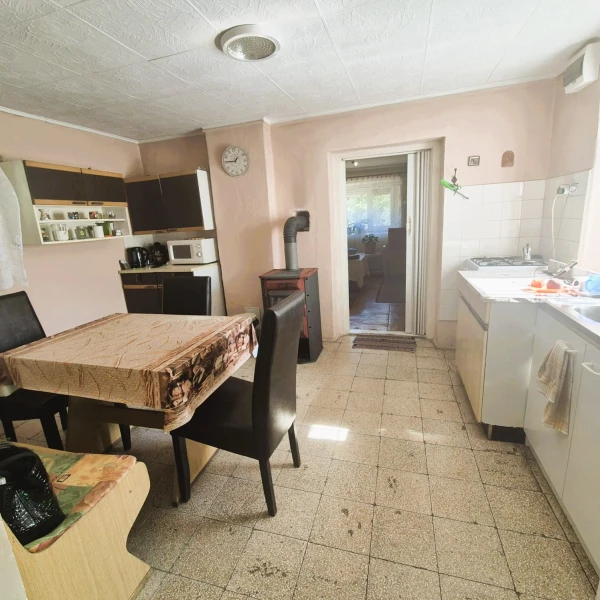 Eladó Ház Kecskemét 65 m2 