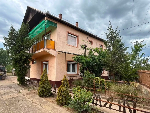 Eladó Ház Szentmártonkáta 160 m2 
