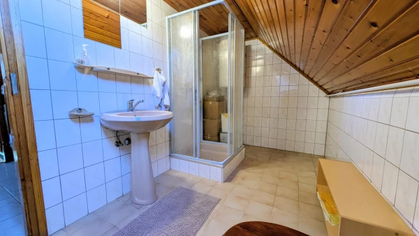 Eladó Ház Kerekegyháza 176 m2 
