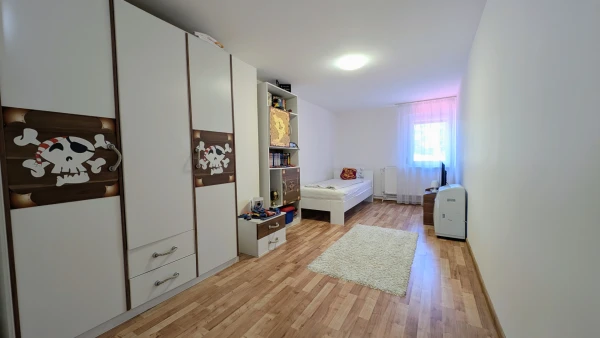 Eladó Ház Kerekegyháza 176 m2 