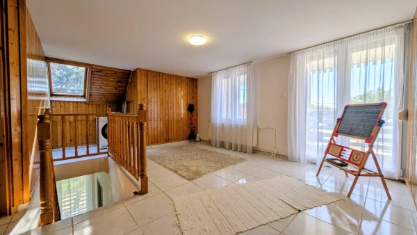 Eladó Ház Kerekegyháza 176 m2 