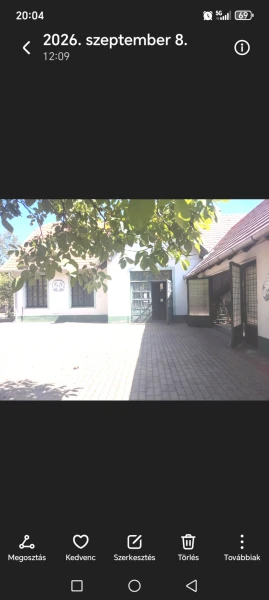 Eladó Ház Debrecen 400 m2 