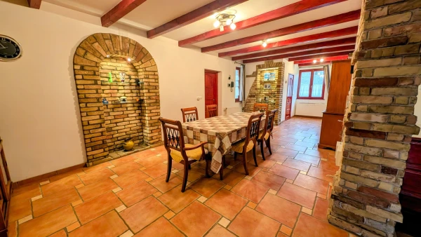 Eladó Ház Kecskemét 390 m2 