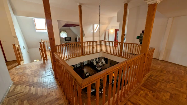 Eladó Ház Kecskemét 390 m2 