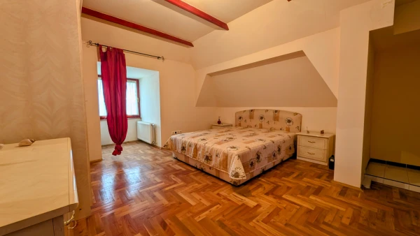 Eladó Ház Kecskemét 390 m2 