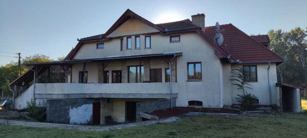 Eladó Ház Kecskemét 390 m2 