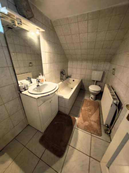 Eladó Ház Szentlőrinckáta 120 m2 