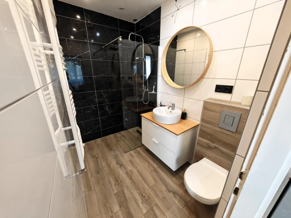 Eladó Ház Szentlőrinckáta 120 m2 