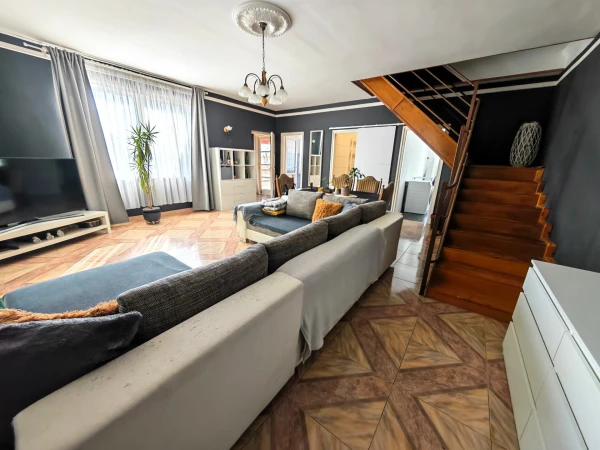 Eladó Ház Szentlőrinckáta 120 m2 