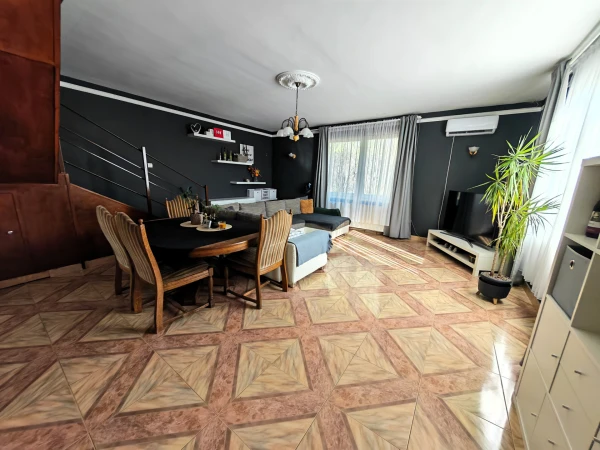 Eladó Ház Szentlőrinckáta 120 m2 