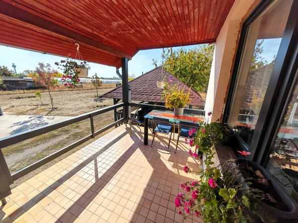Eladó Ház Szentlőrinckáta 120 m2 