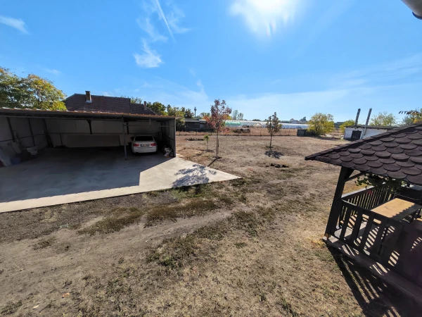 Eladó Ház Szentlőrinckáta 120 m2 